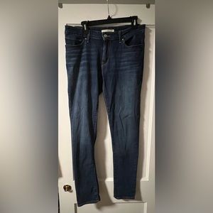 Levi 711 Skinny Jean